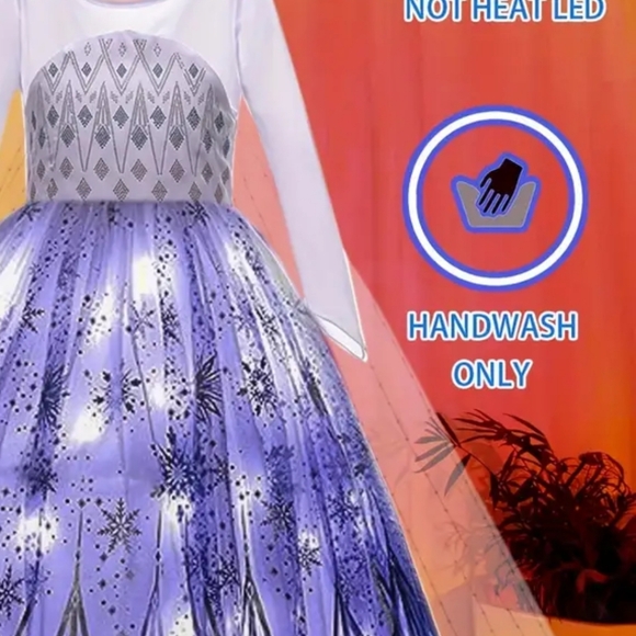 Child's size 5/6 light up.princess dress - Picture 8 of 9